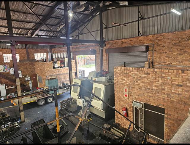 640M² WAREHOUSE TO LET IN BRAKPAN NORTH